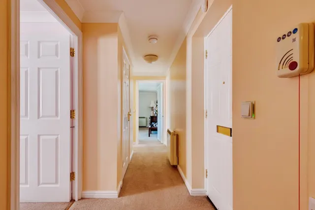 Woolton Road, Childwall, L16, photo 2