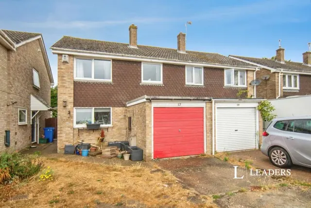 3 bedroom house, Farm Road, Layer-de-la-Haye, CO2