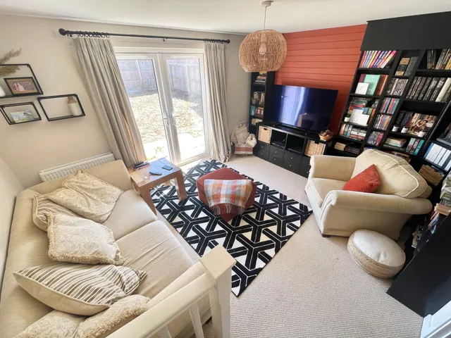 Hawkins Drive, Dereham, NR19, photo 3