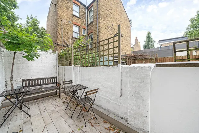 Photo 3 — Taybridge Road, Battersea, SW11