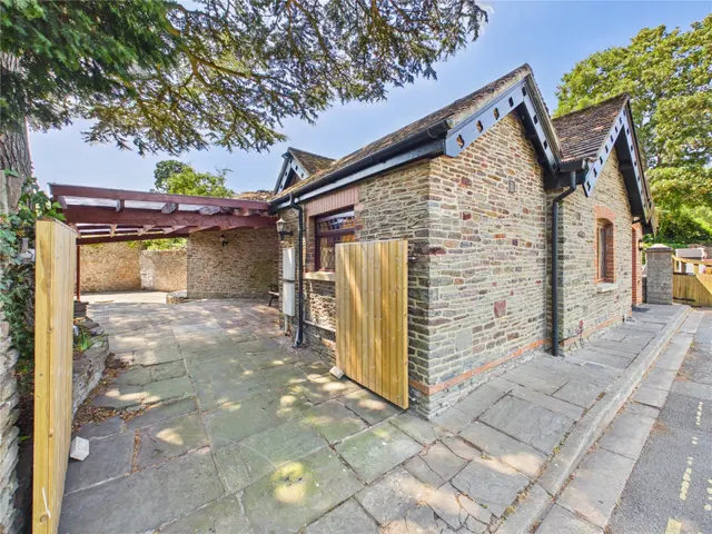 Pearces Hill, Bristol, BS16, photo 1