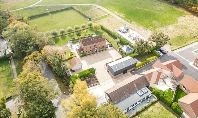 Weald Park Way, South Weald, CM14, photo 2