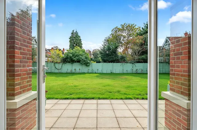 Beauchamp Road, East Molesey, KT8, photo 3