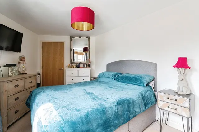 Photo 3 — Cavell Court, Basildon, Essex, SS14