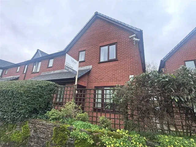 Honeylands Drive, Exeter, EX4, photo 1