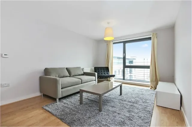 Lovelace House, Ealing, W13, photo 1
