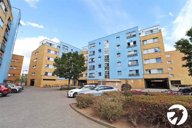 Miles Close, London, SE28, photo 1