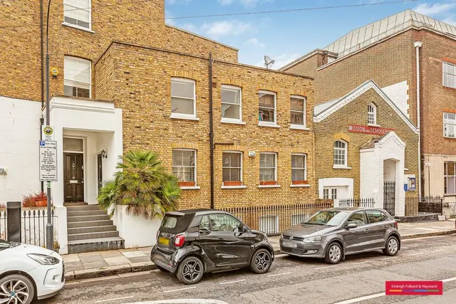 Photo 2 — Barclay Road, Fulham, London, SW6