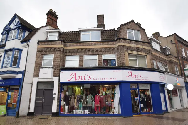 White Hart Street, High Wycombe, HP11, photo 1