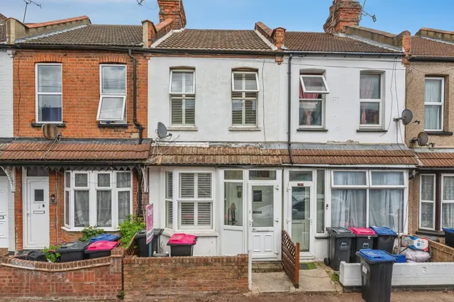 Station Avenue, Southend-on-Sea, Essex, SS2, photo 1
