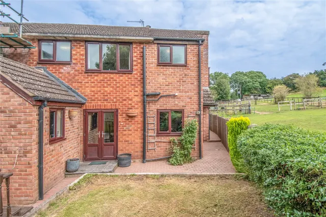 Photo 2 — Penmanor, Finstall, Bromsgrove, Worcestershire, B60 3BY
