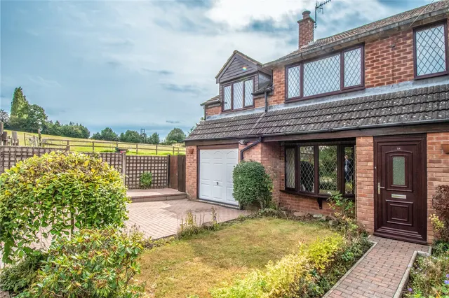 Penmanor, Finstall, Bromsgrove, Worcestershire, B60 3BY, photo 1