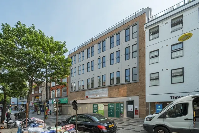High Street, Slough, SL1, photo 1