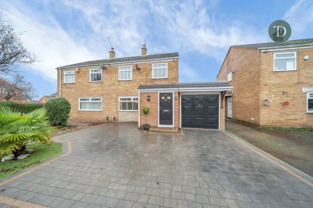 Knottingley Drive, Great Sutton, CH66 4XF, photo 1
