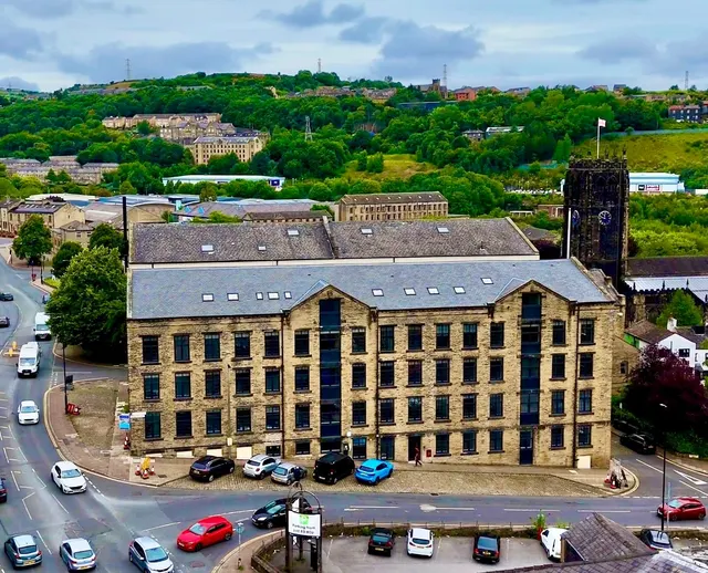 Alfred Street East, Halifax, HX1, photo 1
