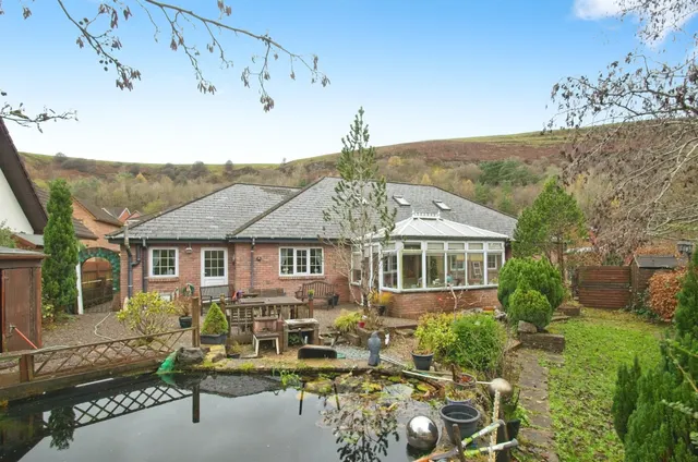 Beech Grove, Ebbw Vale, NP23, photo 2