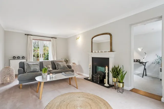 Photo 2 — Bigfrith Lane, Cookham Dean SL6 9PH