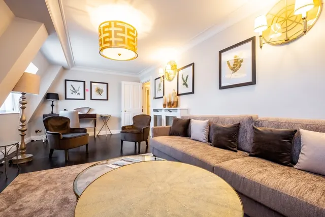 Photo 2 — Prince of Wales Terrace London W8