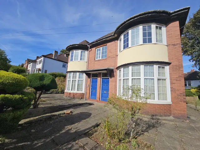 Harrogate Road, Leeds, photo 1