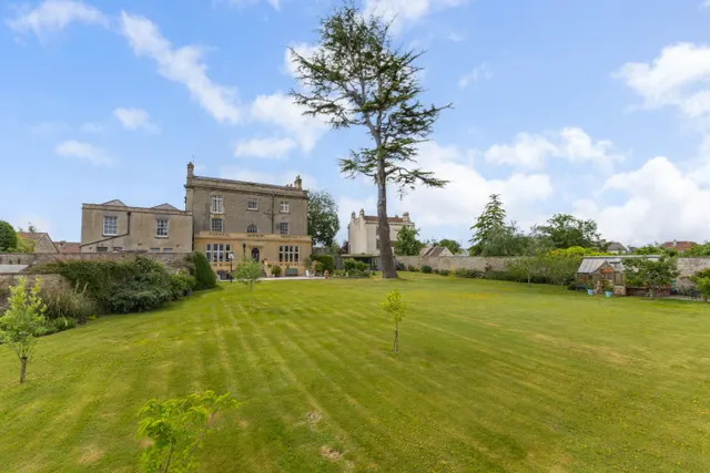 High Street, Saltford, BS31, photo 2