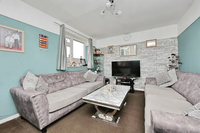 Photo 3 — Lovelace Road, Norwich