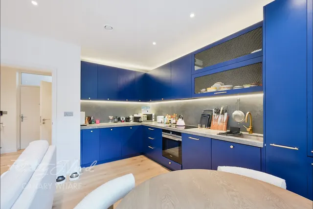 Orchard Place, London, E14, photo 3