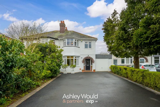 Whitehouse Common Road, Sutton Coldfield, B75 6EY, photo 1