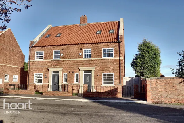High Street, Elkesley, DN22, photo 1