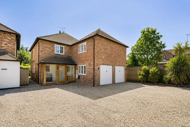 Plough Lane, Shiplake Cross, RG9, photo 1