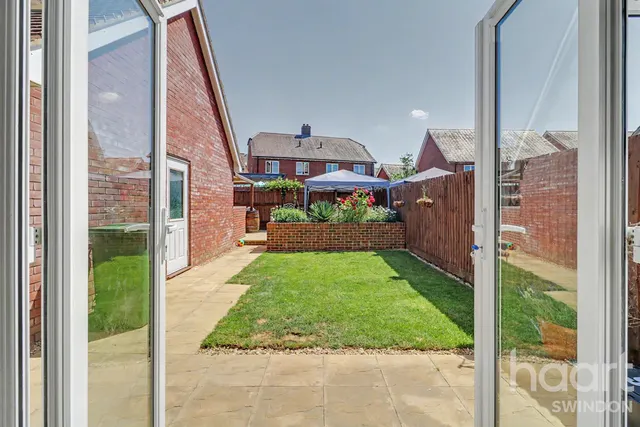 Dearle Road, Swindon, SN25, photo 2