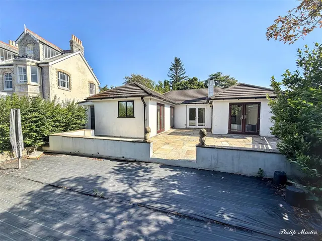 Kenwyn Road, Truro, photo 2