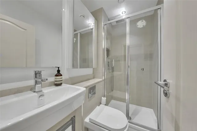 Photo 3 — Clive Court, 75 Maida Vale, London, W9