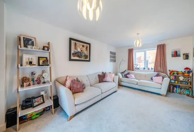 Photo 3 — Springmead Avenue, Gloucestershire, Brockworth, GL3 4XU