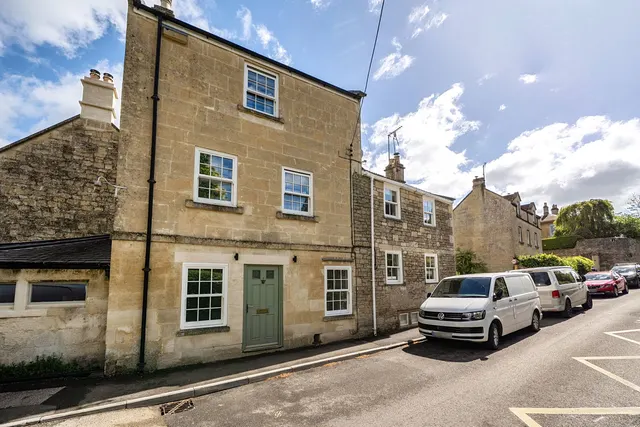 4 bedroom house — High Street, Freshford, BA2