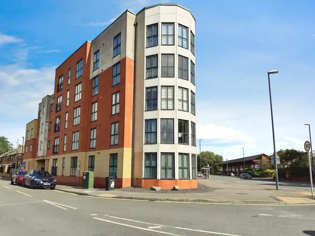 City Walk, Derby, DE1, photo 1