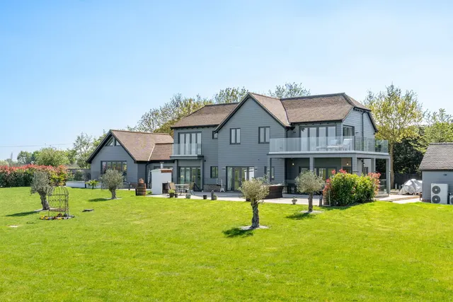 Woodend Lane, Beauchamp Roding, CM5, photo 1
