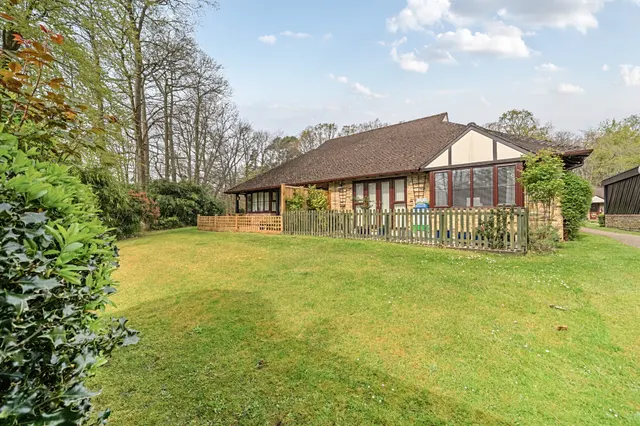 Bagshot Road, Ascot, SL5, photo 1