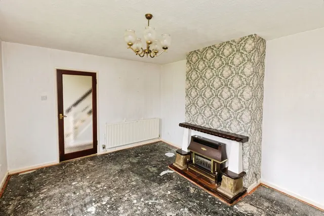 Stratford Close, Wrexham, LL12, photo 3