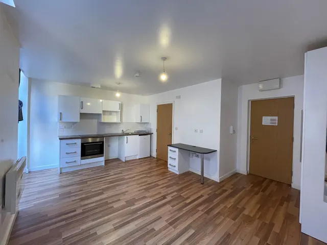 Clyde Court, LE1, photo 3
