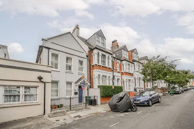 London, N19, photo 1