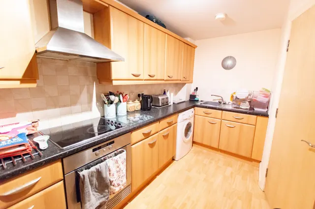 Cobham Way, York, YO30, photo 2
