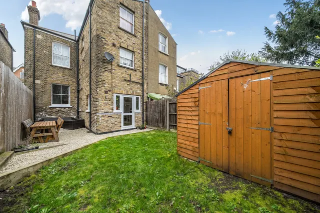 Photo 2 — Deronda Road, Herne Hill, London, SE24