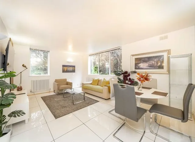 Boundary Road, St. John's Wood, NW8, photo 2