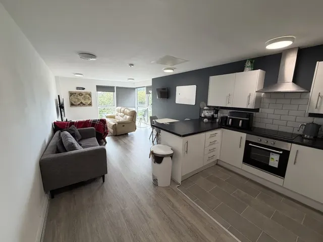 Fox Street Village, Liverpool, L3, photo 3