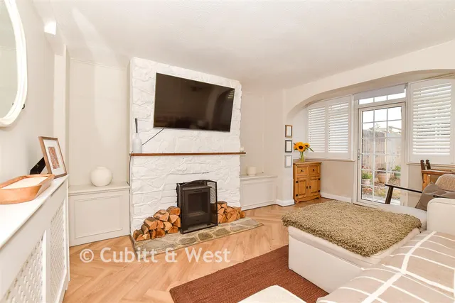 High Street, Uckfield, TN22, photo 2