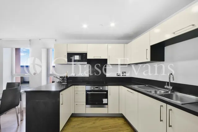 Cornmill Lane, The Renaissance, SE13, photo 3