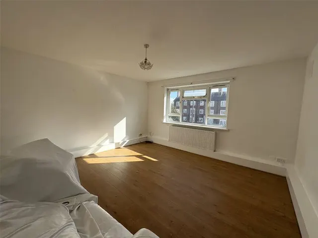 Bexley Road, London, SE9, photo 3