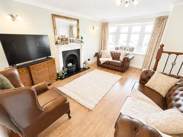 Photo 2 — Meadow Croft, Huntington, Cannock, WS12