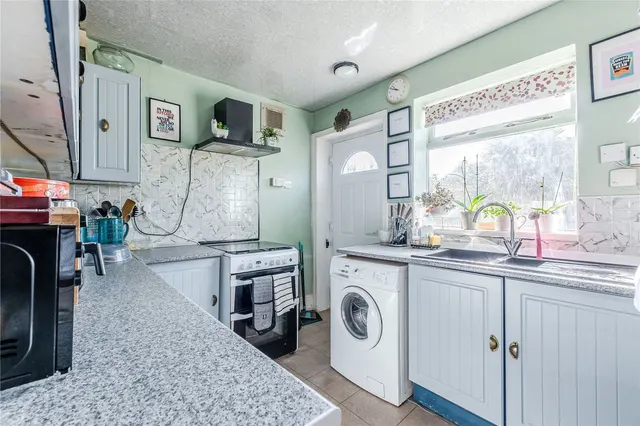 Amberton Road, Leeds, LS8, photo 3