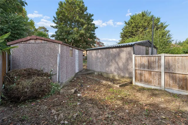 Barton Avenue, Romford, RM7, photo 3